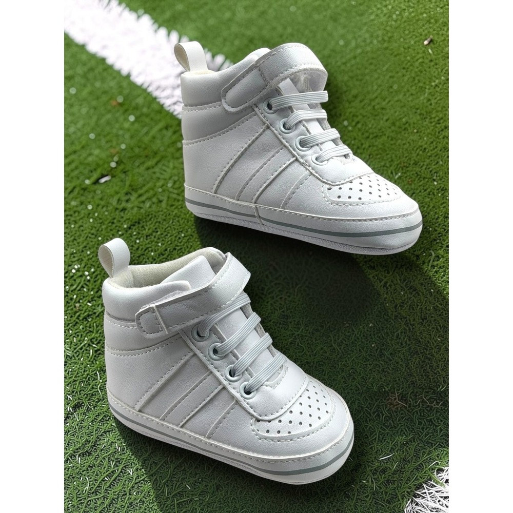 First Steps White High Top Faux Leather Stepping Stones Sneakers Size 3-6 Months